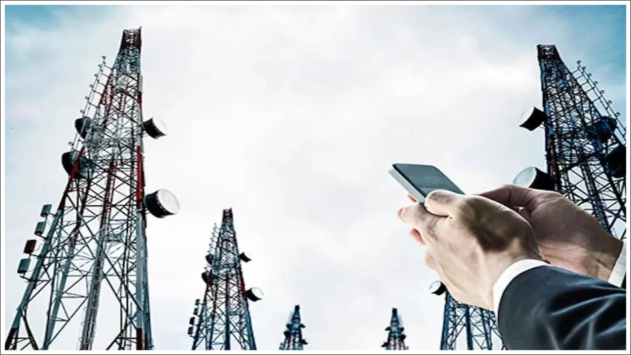 Telecom Policy: గుడ్ న్యూస్.. టెలికాం రంగంలో 10లక్షల ఉద్యోగాలు.. కేంద్రం కొత్త పాలసీ..