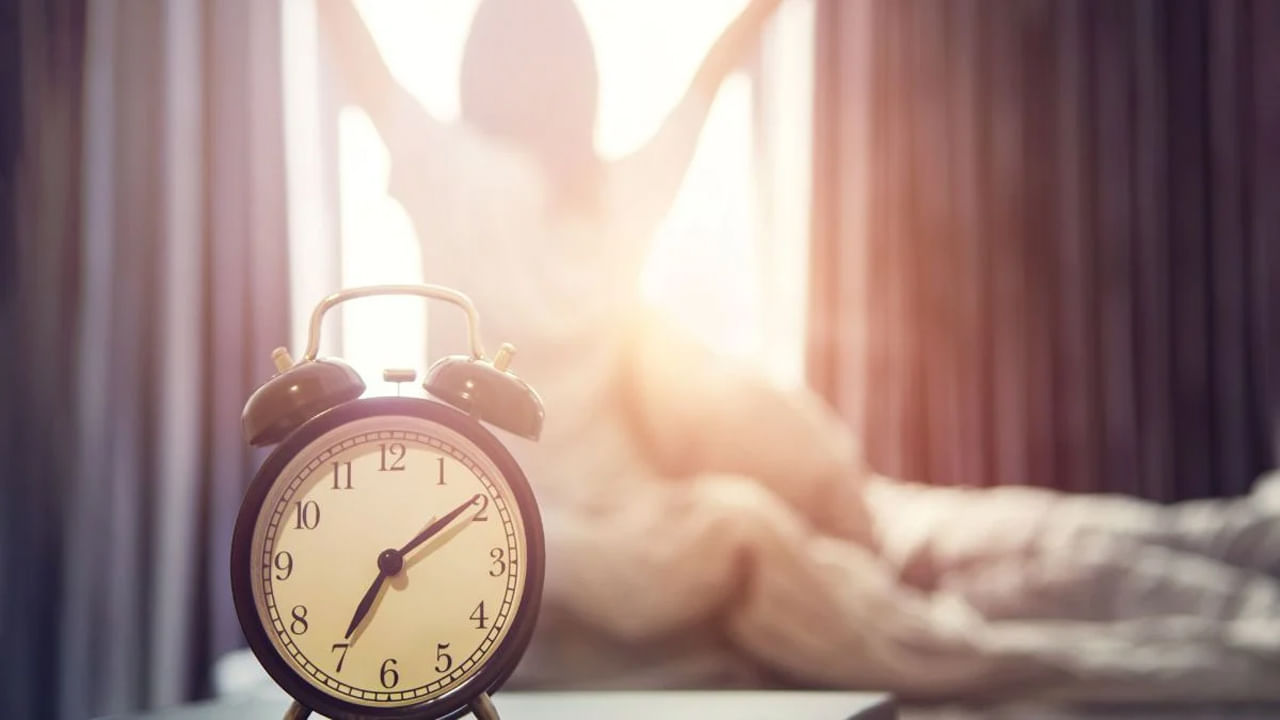 Morning Habits: ఉదయం నిద్ర లేచిన వెంటనే ఈ పనులు చేశారంటే.. మీ జీవితం అల్లకల్లోలమే!