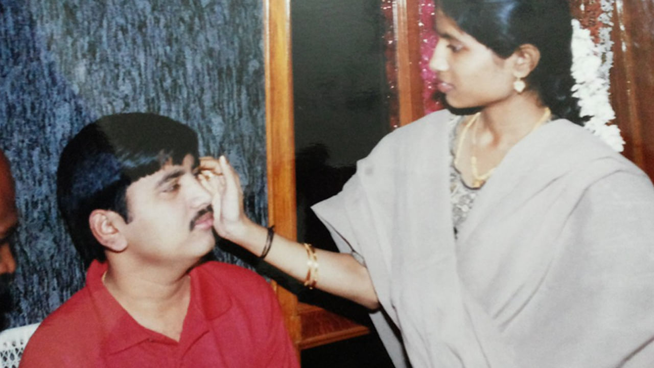 Tollywood: 4 సినిమాలతోనే సంచలనం.. కట్ చేస్తే.. 34 ఏళ్లకే హఠాన్మరణం.. ఈ టాలీవుడ్ హీరోను గుర్తు పట్టారా?