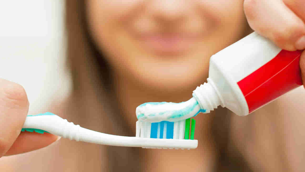 Tooth Paste: టూత్పేస్ట్ రంగుల రహస్యం.. ఈ నిజాలు తెలుసుకోండి!