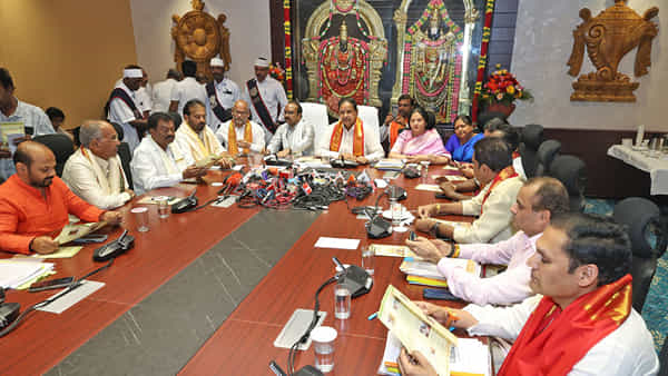 ఒంటిమిట్టలో నిరంతరాయంగా అన్నప్రసాదాలు...నిధులు కేటాయించిన టీటీడీ..మరెన్నో కీలక నిర్ణయాలు..!