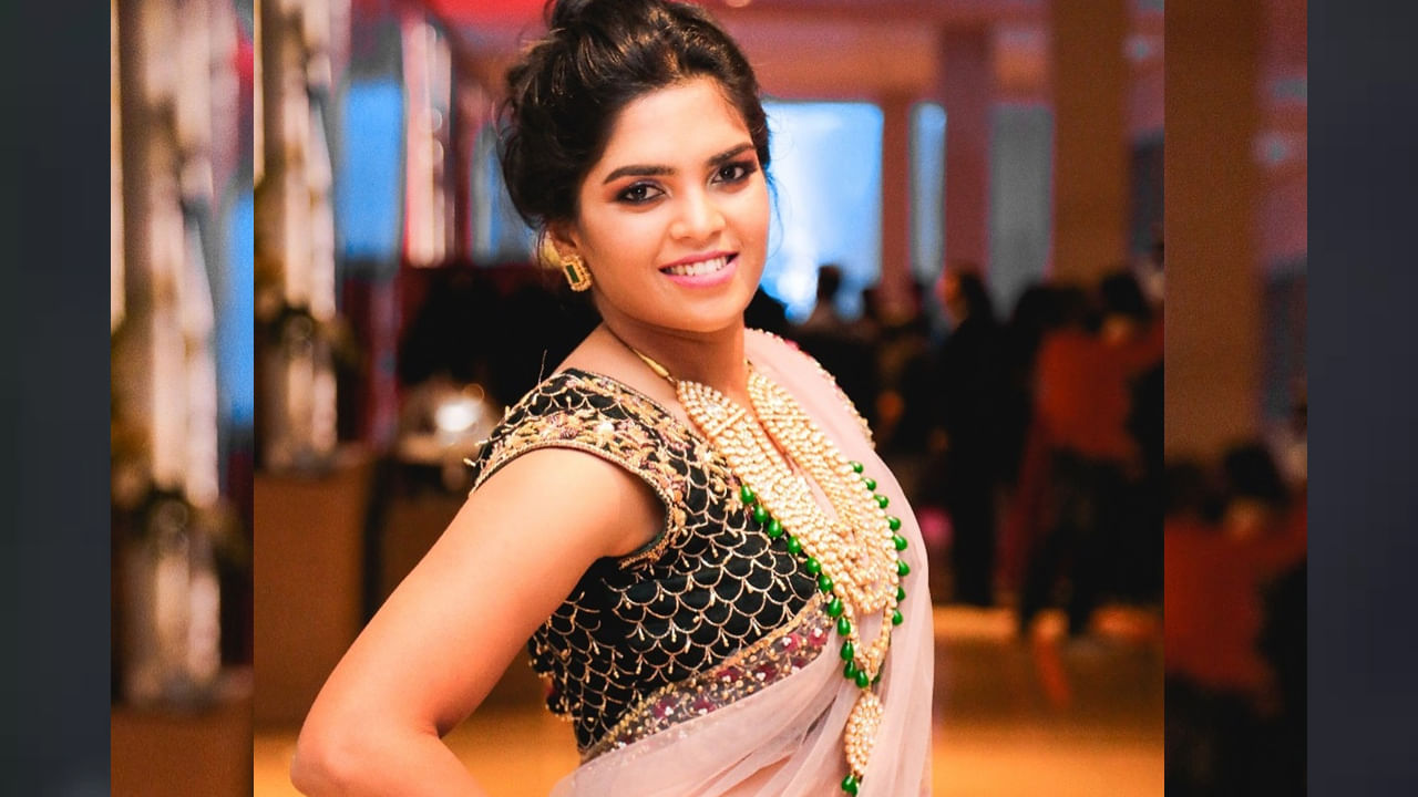 వేద కృష్ణమూర్తి 2011లో భారత జట్టులోకి అరంగేట్రం చేసింది. రైట్ హ్యాండ్ బ్యాటర్, అప్పుడప్పుడు లెగ్ స్పిన్ బౌలింగ్‌తో తనకంటూ ఒక ప్రత్యేక స్థానాన్ని ఏర్పరుచుకుంది. దూకుడుగా బ్యాటింగ్ చేసే శైలితో పేరుపొందిన వేద, దాదాపు తొమ్మిదేళ్ల పాటు దేశానికి ప్రాతినిధ్యం వహించింది. ఆమె 48 వన్డేలు, 76 టీ20లు ఆడి మొత్తం 1,704 పరుగులు చేసింది. ఇందులో 10 అర్ధశతకాలు కూడా ఉన్నాయి. 2017 వన్డే ప్రపంచ కప్‌లో భారత జట్టు రన్నరప్‌గా నిలవడంలో ఆమె కీలక పాత్ర పోషించింది. అలాగే, 2020 టీ20 ప్రపంచ కప్‌లోనూ భారత జట్టు సభ్యురాలిగా ఉంది, ఆ టోర్నమెంట్‌లో ఆస్ట్రేలియాతో జరిగిన ఫైనల్ మ్యాచ్ ఆమె ఆడిన చివరి అంతర్జాతీయ మ్యాచ్.