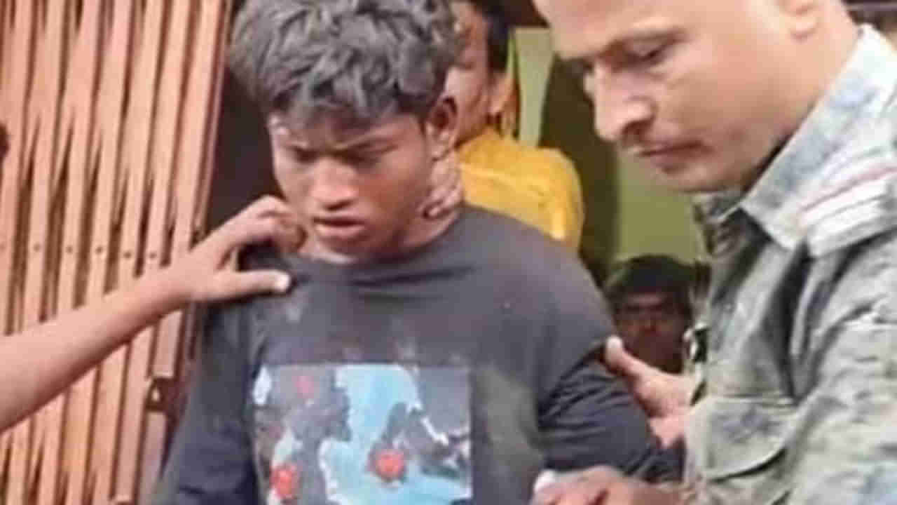 Viral: పొద్దున్నే ఆలయానికి వెళ్లి డోర్ తీసి.. అవాక్కయిన పూజారి.. లోపల