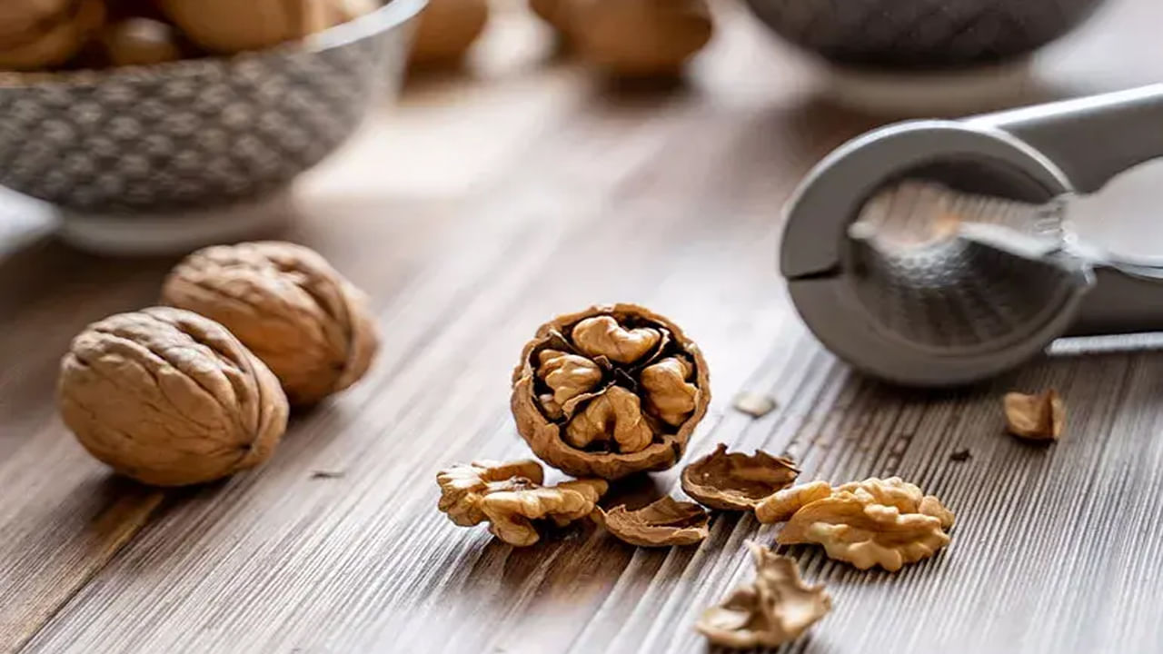 వీటిని గుర్తుపట్టారా..? రోజూ నీళ్లలో నానబెట్టి తిన్నారంటే పుట్టెడు లాభాలు