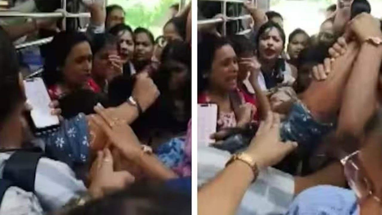 Viral Video: రైల్లో జుట్లు పట్టుకుని కొట్టుకున్న మహిళలు... బాబోయ్.. మరీ ఇలానా?