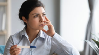 వేడి నీళ్లలో తేనె, నిమ్మరసం కలిపి తాగుతున్నారా..? జాగ్రత్త మీకు మీరుగానే సమస్యని కోరి తెచ్చుకుంటున్నట్లే..