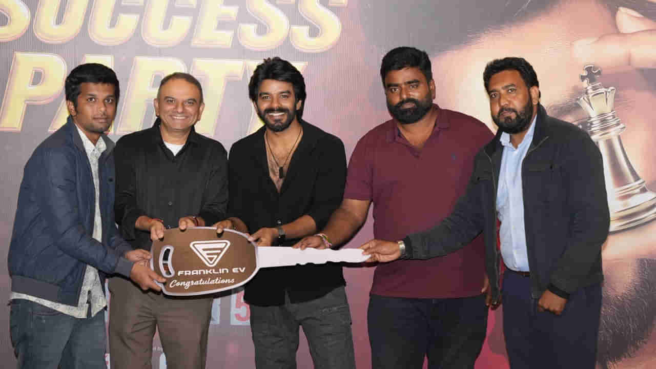 Aha Sarkaar Season 5: సర్కార్ తో ఆట విజేతలకు ఫ్రాంక్లిన్ ఈవీ బైక్స్ అందజేసిన ఆహా