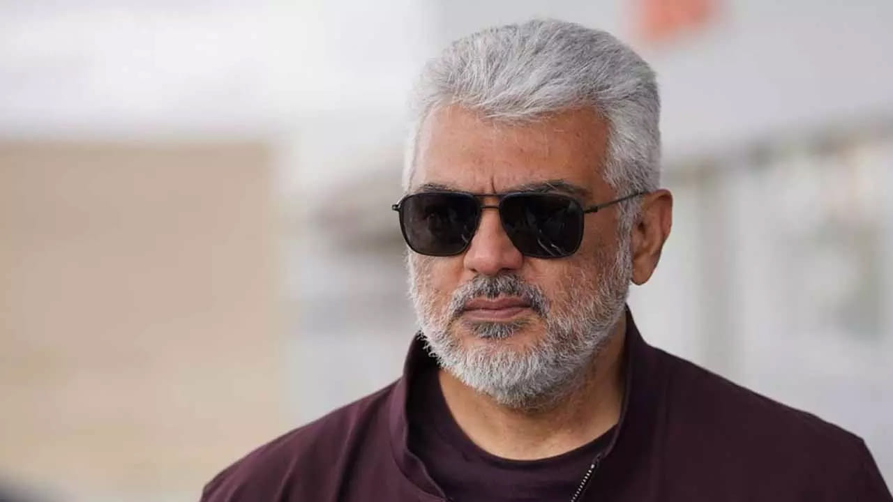 రాశి కన్నా వాసి గొప్పదని నమ్మే స్టార్ హీరో అజిత్‌. కోలీవుడ్ నెంబర్‌ వన్‌ రేసులో ఉన్నా... హరి బరీగా సినిమాలు చేయకుండా... చాలా సెలెక్టివ్‌గా ఉంటారు ఈ స్టార్ హీరో. రీసెంట్ టైమ్స్‌లో అజిత్ మరింత స్పీడు తగ్గించారు. సినిమాతో పాటు రేసింగ్ మీద కూడా కాన్సన్‌ట్రేట్ చేస్తూ వస్తున్నారు. ఈ నేపథ్యంలో తన సిల్వర్‌ స్క్రీన్ జర్నీని గుర్తు చేసుకున్నారు అజిత్.