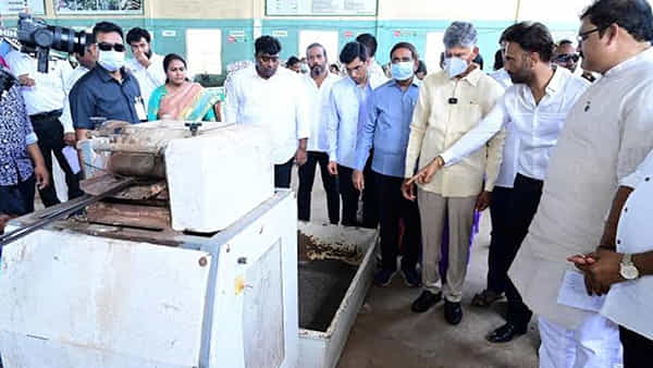 Andhra News: ఏపీ ప్రభుత్వం కీలక నిర్ణయం.. సచివాలయంలో ఇకపై వాటి వాడకం నిషేదం?