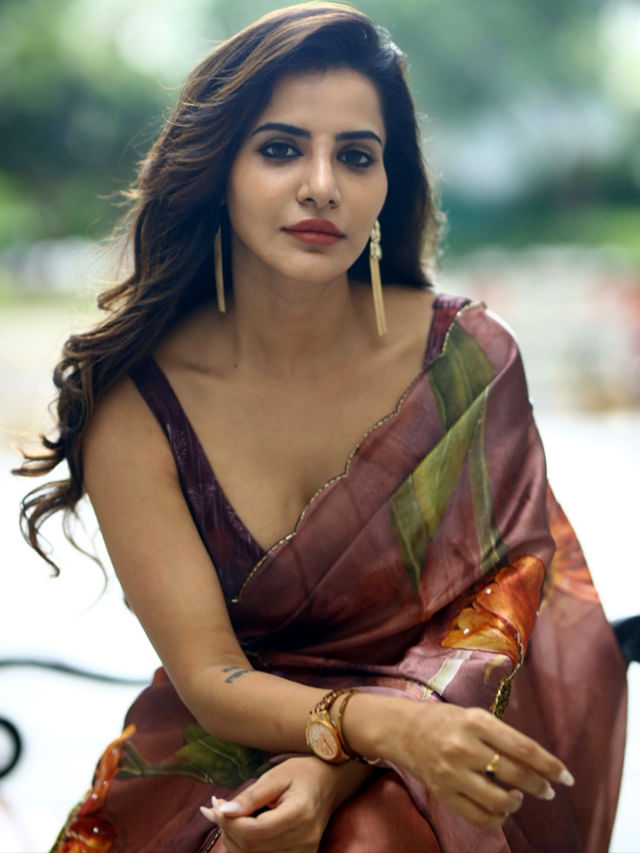 మంచి దూకుడు మీదున్న అషు రెడ్డి.. పిక్స్ తో పిచ్చెక్కిస్తున్న ముద్దుగుమ్మ