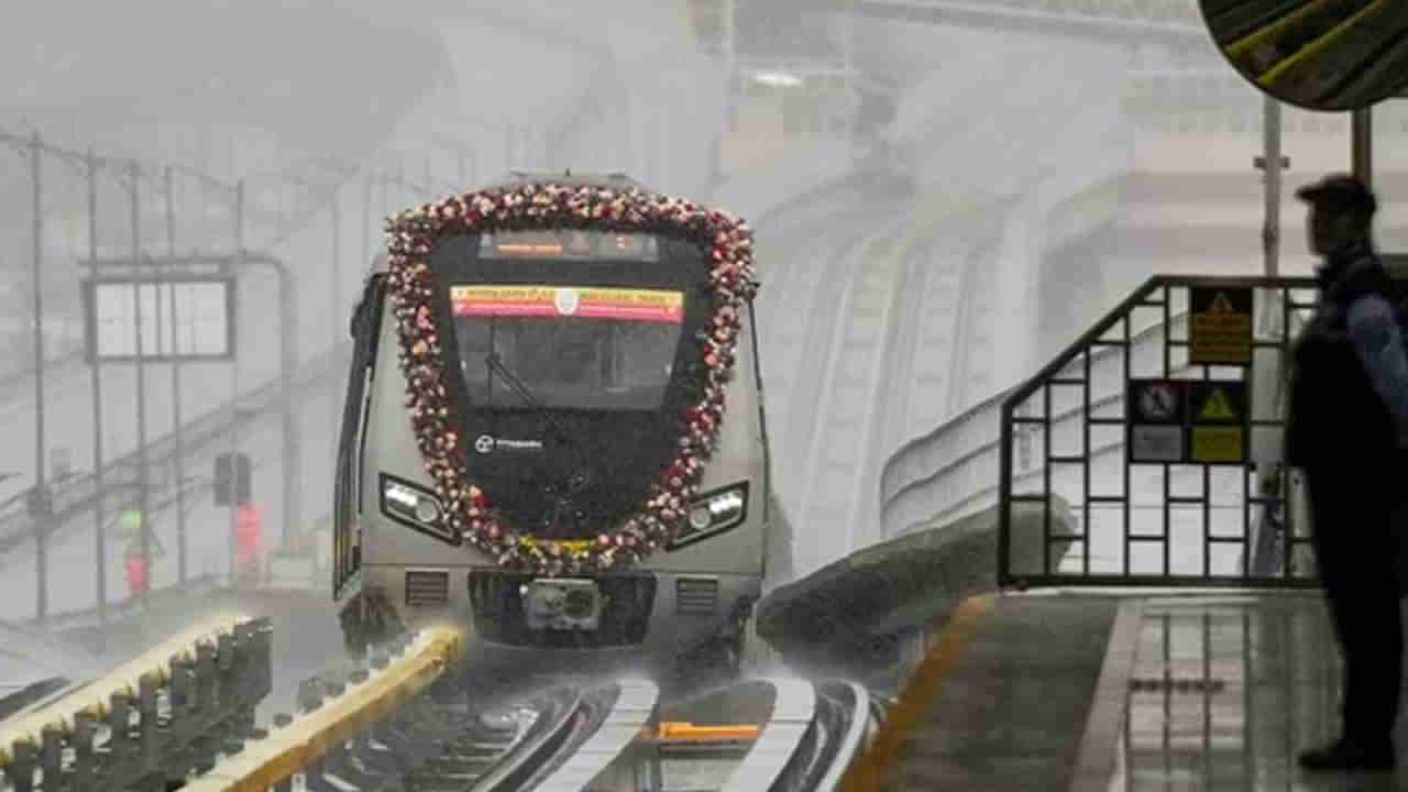 ఓరీ దేవుడో ఇదేం బాదుడురా సామీ.. మెట్రోలో బ్యాగు తీసుకెళితే రూ. 30 ఛార్జ్ చెల్లించాల్సిందేనట..