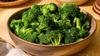 పెళ్లి కాని అమ్మాయి, అబ్బాయి హాటల్‌లో ఒకే రూమ్‌లో ఉండొచ్చా? చట్టం ఏం చెబుతోంది..?