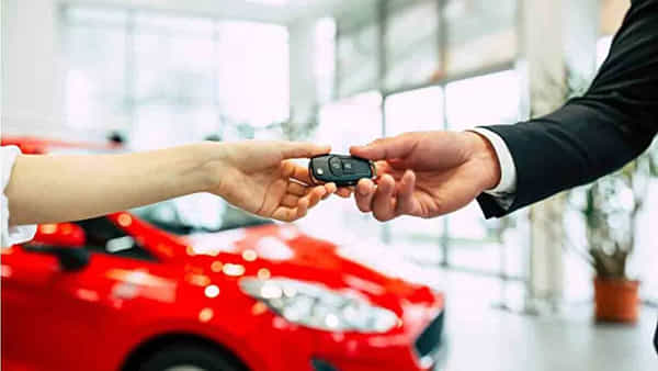 Auto News: ఎక్స్-షోరూమ్ - ఆన్-రోడ్ ధర మధ్య తేడా ఏమిటి? ఇంత వ్యత్యాసం ఎందుకు?