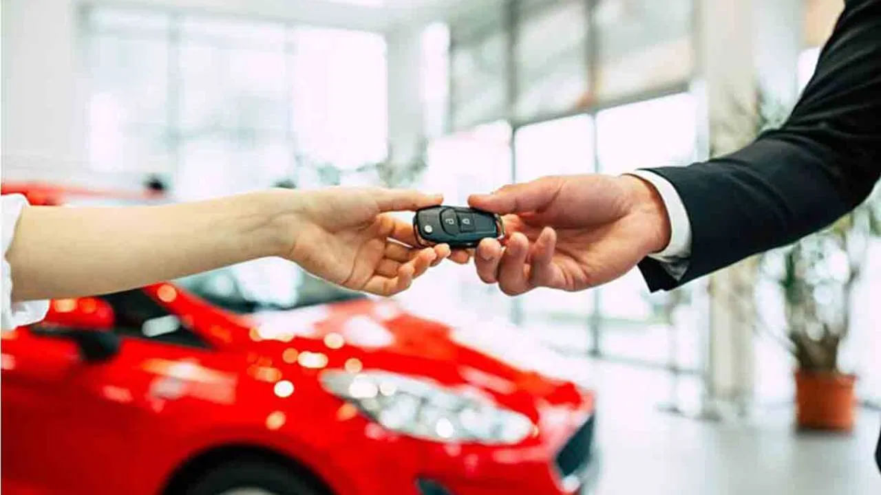 Auto News: ఎక్స్-షోరూమ్ - ఆన్-రోడ్ ధర మధ్య తేడా ఏమిటి? ఇంత వ్యత్యాసం ఎందుకు?