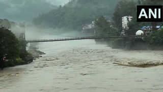 మెట్రో స్టేషన్‌లో షాకింగ్‌ సీన్.. నిద్రమత్తులో ట్రాక్‌పై పడిపోయిన సెక్యూరిటీ గార్డు.. క్షణాల్లోనే..