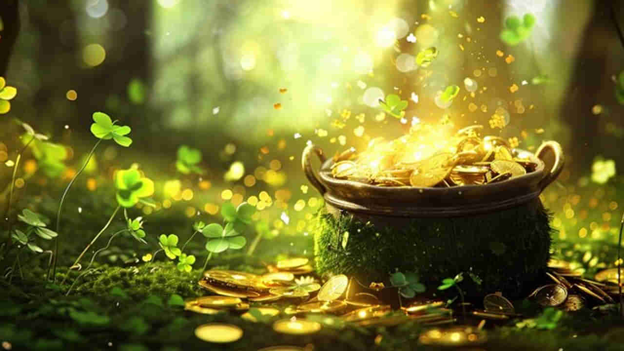 Vastu Tips: మట్టితో చేసిన ఈ వస్తువులు బంగారంతో సమానం..ఇంట్లో ఉంటే లక్ష్మీదేవి ప్రసన్నం కావడం ఖాయం..!