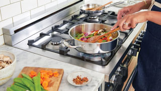 Cold Remedies: దగ్గు, కఫం తగ్గాలా? ఈ ఆయుర్వేద చిట్కాలు మీ ఇంట్లోనే ఉన్నాయి!