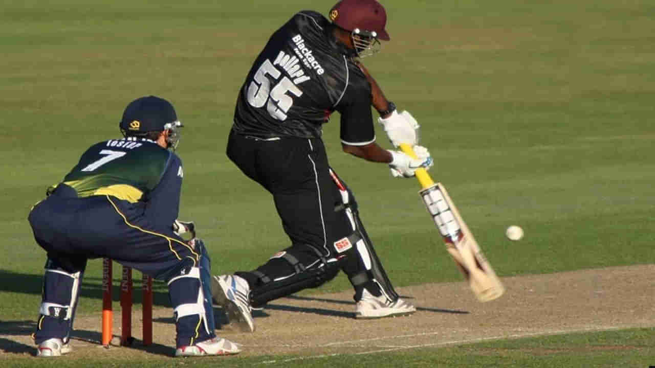 Cricket: టీ20ల్లో ఒక్క సిక్స్ కొట్టిన వరస్ట్ బ్యాటర్లు వీరే.. లిస్టులో ధోని టీమ్‌మేట్.. ఎవరంటే.?