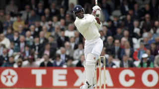 Video: ఇదేందయ్యా ఇది.. విక్టరీ ఇచ్చిన కిక్‌తో ముద్దులు, హగ్గులతో మైమరిచిపోయిన గంభీర్..