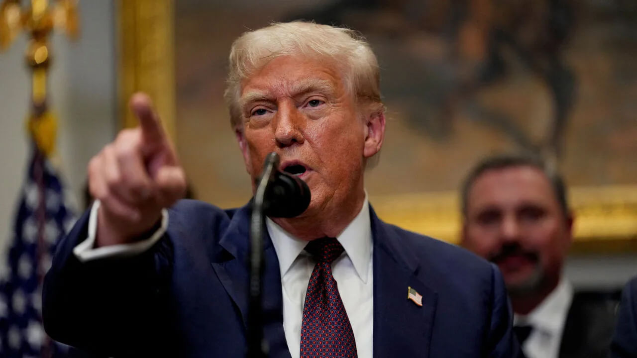 అతను రాజీనామా చేయాల్సిందే..! తేల్చి చెప్పిన డొనాల్డ్‌ ట్రంప్‌..