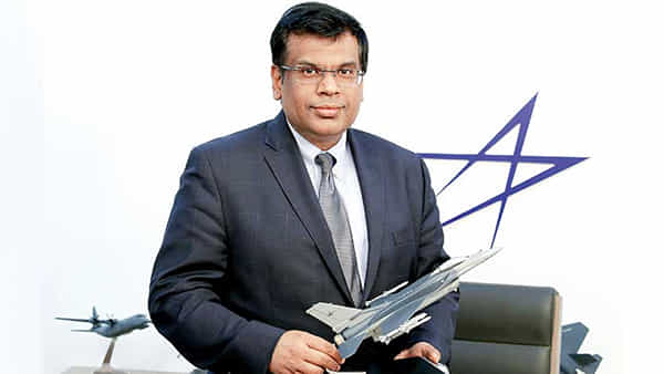 Vivek Lall: నాసా నుంచి నాటో వరకు.. డాక్టర్ వివేక్ పాల్ అద్భుత విజయాలు..