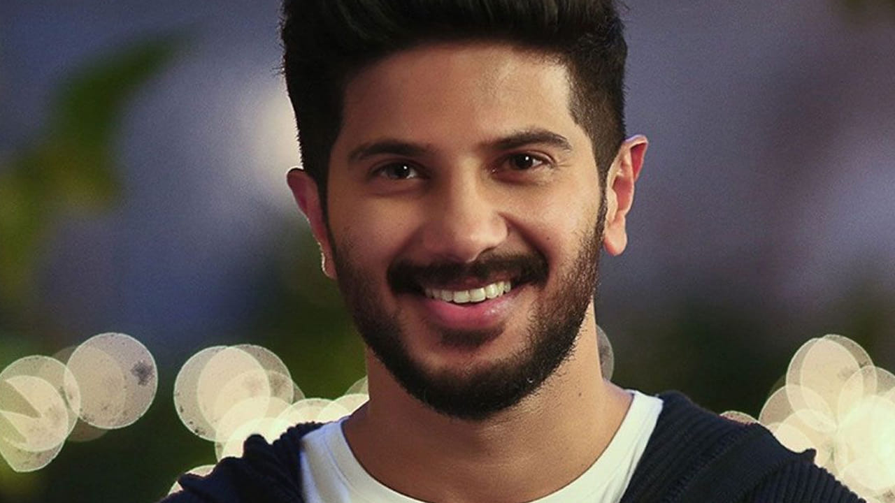 ఏ క్షణాన దుల్కర్ సల్మాన్‌ మహానటి సినిమాకు ఓకే చెప్పారోగాని.. అప్పటి నుంచి పూర్తిగా తెలుగు వాడైపోయారు ఈ మలయాళ స్టార్‌. మహానటి తరువాత కాస్త గ్యాప్‌ తీసుకున్నా... ఇప్పుడు వరుసగా తెలుగు సినిమాలతోనే బిజీగా ఉన్నారు. దుల్కర్‌ టాలీవుడ్‌లో ఎంత బిజీ అంటే... ప్రజెంట్ ఈ హీరో ఒక్క మలయాళ సినిమా కూడా చేసే పరిస్థితి లేదు.