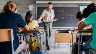 AAI Jobs 2025: నెలకు రూ.లక్షన్నర జీతంతో.. ఎయిర్‌ పోర్ట్‌ అథారిటీ ఆఫ్ ఇండియాలో ఉద్యోగాలు!