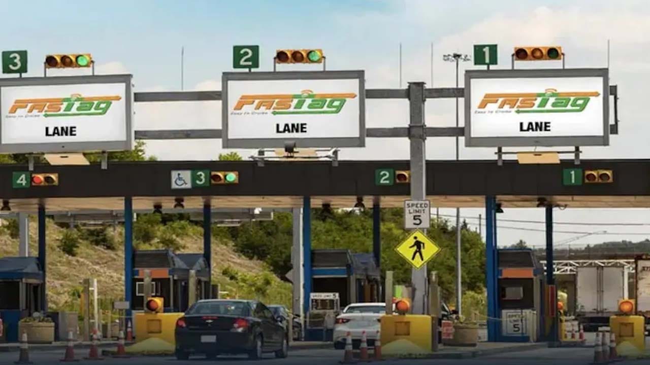 రూ.3 వేలతో ఫాస్టాగ్‌ టోల్‌పాస్ తీసుకునే కార్లు, జీపులు, వ్యాన్ల యజమానులు ఏడాది పాటు లేదా 200 ట్రిప్పుల వరకు(ఏది ముందైతే అది) జాతీయ రహదారులపై ప్రయాణించవచ్చు. ఇది వ్యక్తిగత కార్లు జీపులు, వ్యాన్లకు మాత్రమే వర్తిస్తుంది. వాణిజ్య వాహనాలకు చెల్లుబాటు కాదు. 200 ట్రిప్పులు పూర్తయ్యాక మళ్లీ రూ.3 వేలతో యాక్టివేట్‌ చేసుకోవాల్సి ఉంటుంది. 