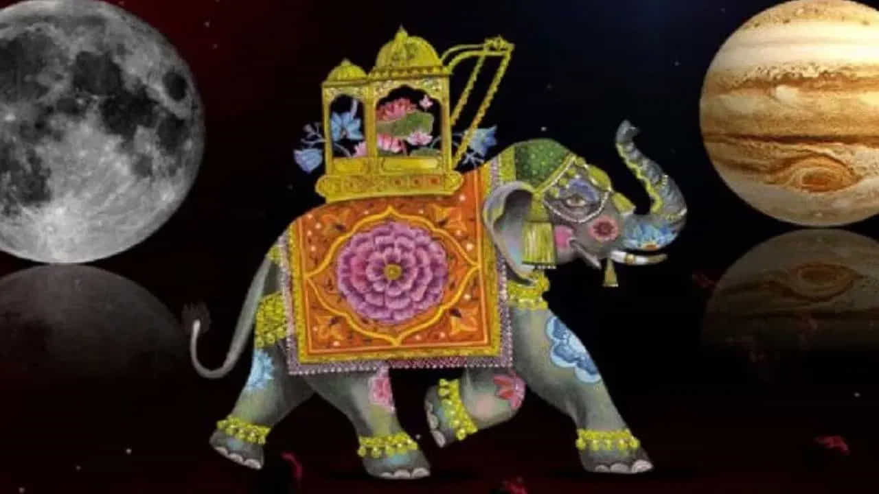 జ్యోతిష్య శాస్త్రంలో గ్రహాల సంయోగం అనేది కామన్. అయితే ఈ సారి అనుకోని విధంగా, వందేళ్ల తర్వాత మిథున రాశిలో బృహస్పతి, చంద్రగ్రహాల కలయిక జరగబోతుంది. దీని వలన గజకేసరి రాజయోగం ఏర్పడుతుంది. ఈ గజకేసరి రాజయోగం వలన నాలుగు రాశుల వారికి పట్టిందల్లా బంగారమే కానుంది, ప్రతి పనిలోనూ విజయం సొంతం కానుంది. కాగా, ఏ రాశుల వారిని అదృష్టం వరిస్తుందో ఇప్పుడు చూద్దాం.