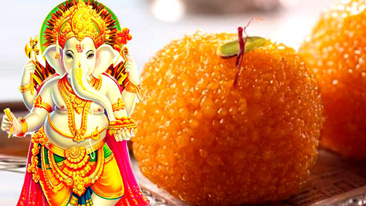 వినాయకుడి పండుగ అంటే చాలా మందికి ఇష్టం ఉంటుంది. ముఖ్యంగా చిన్నపిల్లలు ఈ పండగ కోసం ఎంతగానో ఎదురు చూస్తుంటారు. చిన్న పిల్లలు మట్టితో వినాయకుడిని తయారు చేసి నిత్యం పూజలుచేసి మురిసిపోతారు. తొమ్మిది రోజుల పాటు గణపయ్యకు పూజలు, భజనలు చేస్తూ ఆనందంగా గడుపుతారు. ఇక పెద్ద వారు సైతం వినాయక చవతి పండుగను చాలా ఆనదంగా జరుపుకుంటారు.