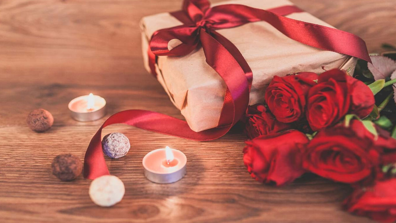 కొత్త జంటకు గిఫ్ట్ కొంటున్నారా..? ఈ 5 వస్తువులను వివాహ బహుమతిగా అస్సలు ఇవ్వకండి.. ఏమౌతుందంటే..