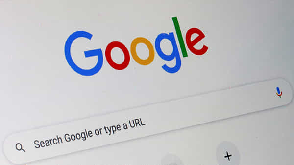 Google: పొరపాటున కూడా గూగుల్లో ఇలాంటి పదాలు వెతకకండి.. జైల్లో ఉంటారు!