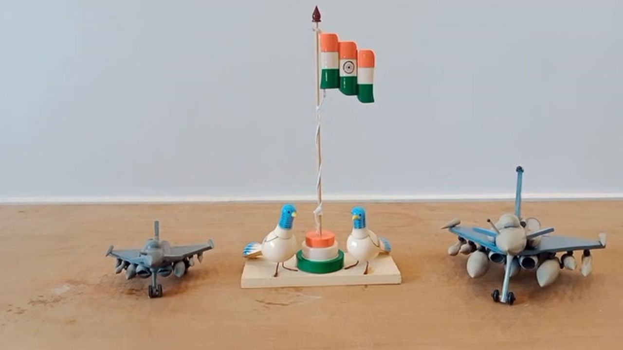 Andhra: ఔరా.. అంకుడు కర్రతో అద్భుత సృష్టి.. చూపు తిప్పుకోలేనంతగా ఆ కళాఖండాలు..!