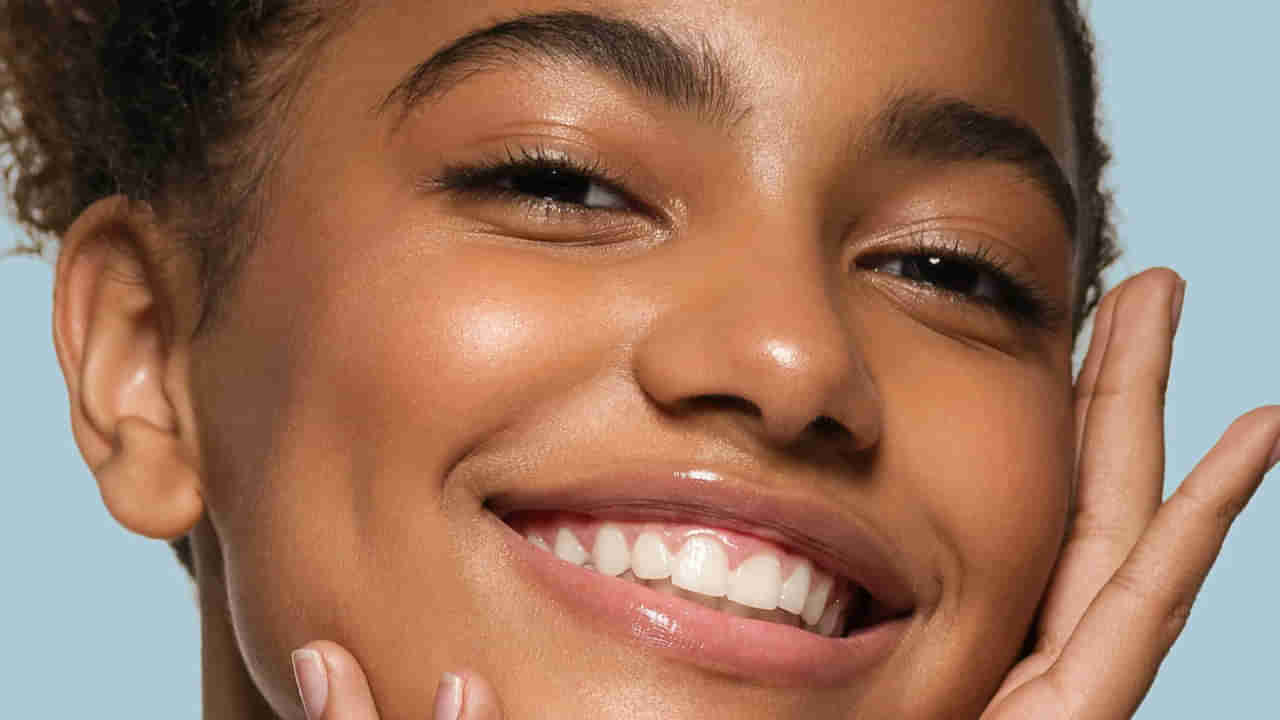 Glowing Skin: ఉదయం నిద్ర లేచిన వెంటనే కాసిన్ని చన్నీళ్లు మీ ముఖంపై చల్లారంటే.. జరిగేదిదే!