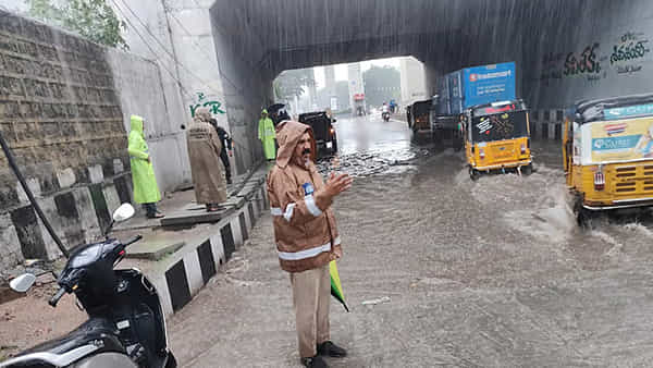 Hyderabad Rain: నగరంలో ఏయే ప్రాంతాల్లో ఎంత వర్షపాతం నమోదయిందో తెల్సా..?