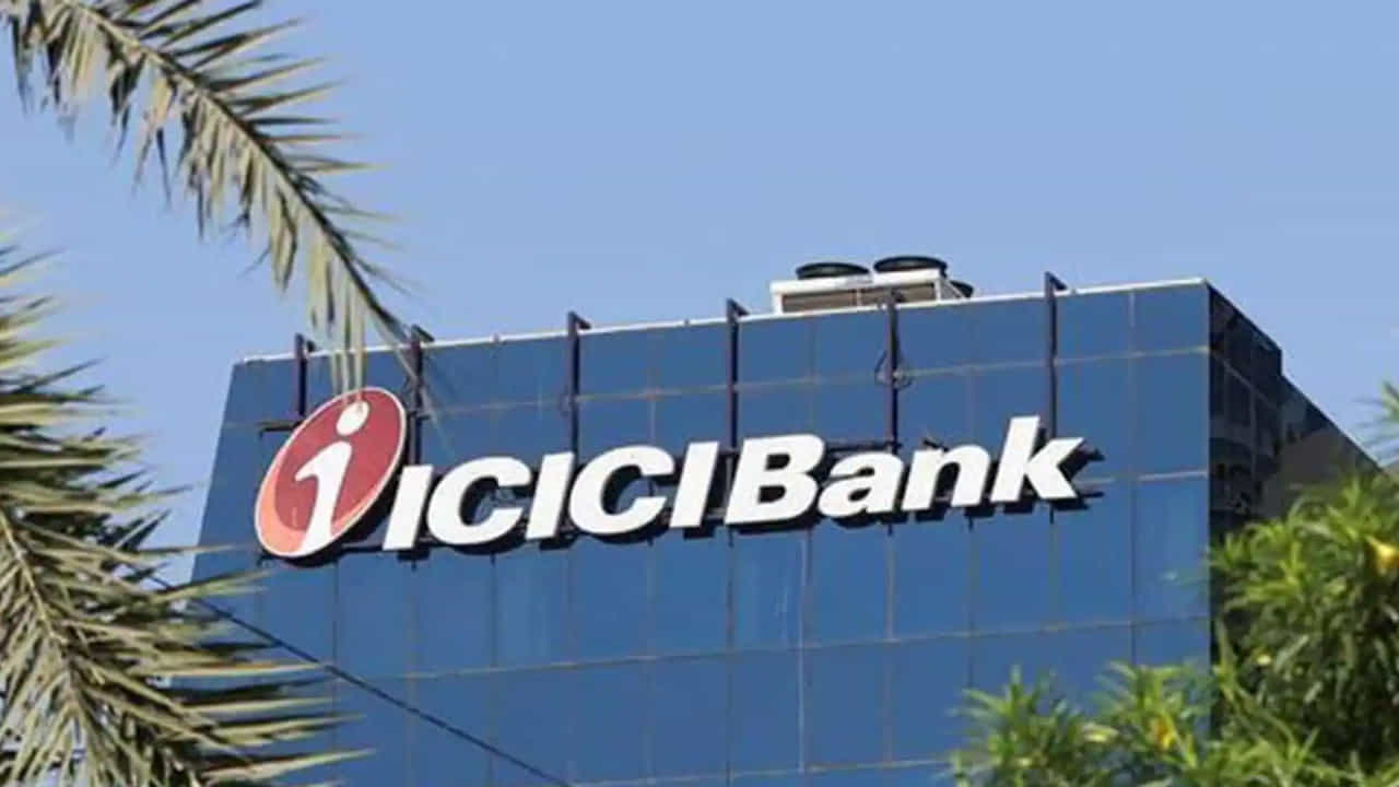 UPI చెల్లింపులను అంగీకరించే వ్యాపారులకు ICICI బ్యాంక్‌లో ఖాతా ఉండి, ఆ ఖాతాకు సెటిల్‌మెంట్లు స్వీకరిస్తుంటే, వారికి ఈ రుసుము నుండి మినహాయింపు లభిస్తుందని గమనించాలి. 