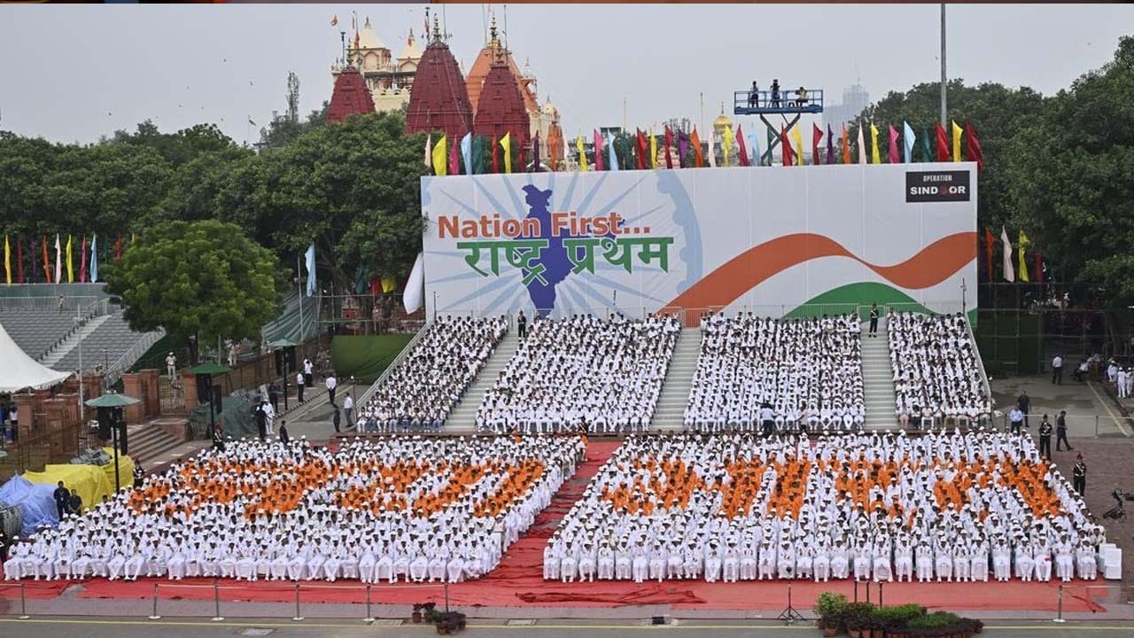 Independence day: 79వ స్వాతంత్ర దినోత్సవాలకు ముస్తాబైన ఢిల్లీలోని ఎర్రకోట..!