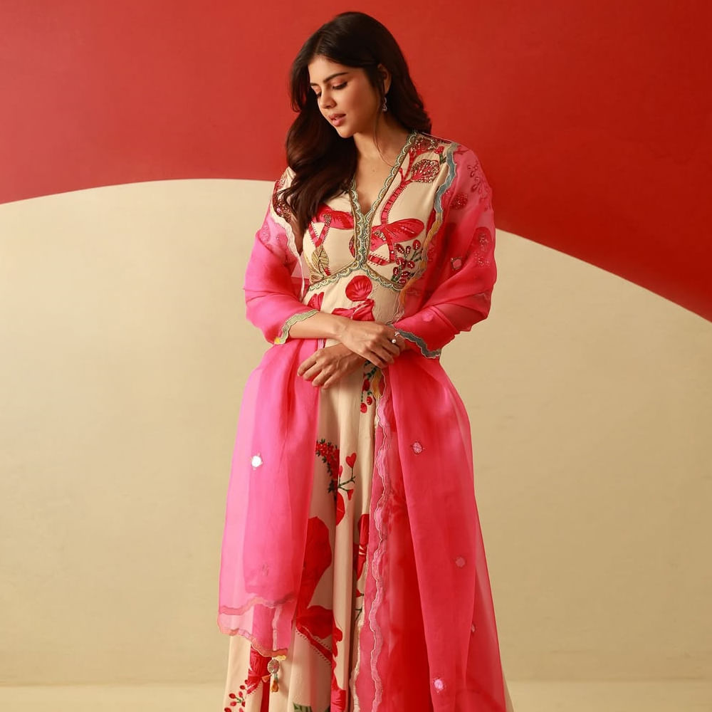 Kalyani Priyadarshan Stuns