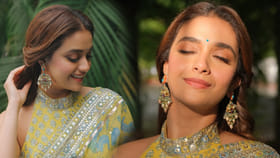 కీర్తి అందం చూస్తే ఫిదా అవ్వాల్సిందే..చీరలో ఎంతబాగుందో..