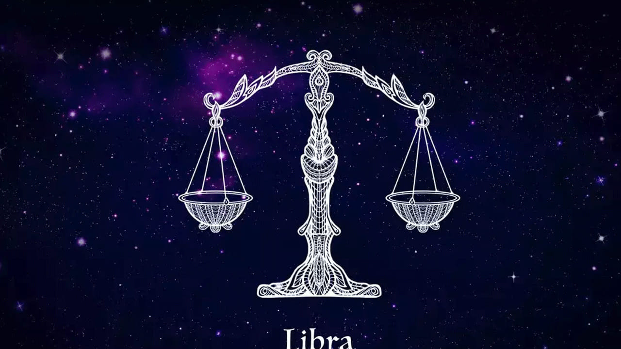 తుల రాశి : తుల రాశి వారకి కేతువు అనుగ్రహం వలన అద్భతమైన ప్రయజనాలు చేకూరనున్నాయంట. ఆరోగ్యం కుదుట పడుతుంది. అనుకున్న పనులన్నీ సమయానికి పూర్తి అవుతాయి.  ఈ రాశివారు భారీ మొత్తంలో డబ్బు సంపాదిస్తారు. సమాజంలో మంచి  గౌరవ మర్యాదలు లాభిస్తాయి.