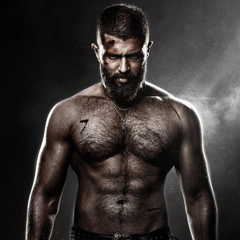 తాజాగా కింగ్డమ్ సినిమాతో మరోసారి అదే చేసి చూపించారు రౌడీ హీరో. ఈ సినిమాకు అన్నిచోట్ల నుంచి అదిరిపోయే టాక్ వచ్చేసింది.. ముఖ్యంగా గ్యాంగ్ స్టర్ డ్రామాలు ఇష్టపడే వాళ్లకు ఇది పర్ఫెక్ట్ ఛాయిస్.