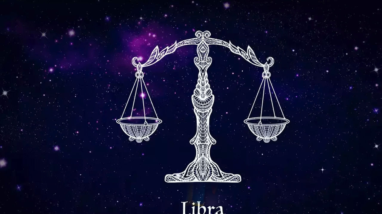 తుల రాశి : తుల రాశుల వారు చాలా రోజుల నుంచి అనారోగ్య సమస్యల నుంచి సతమతం అవుతే వాటి నుంచి బయటపడతారు. విద్యార్థులకు, వ్యాపారస్తులకు, రియలెస్టేట్ రంగంలో ఉన్నవారికి కలిసి వస్తుంది. అనుకోని విధంగా లాభాలు చేకూరుతాయి.