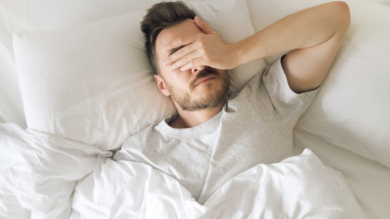 Lifestyle: మీరు రాత్రిపూట సరిగ్గా నిద్రపోవట్లేదా? జాగ్రత్త.. ఈ వ్యాధుల ప్రమాదం పెరగవచ్చు!