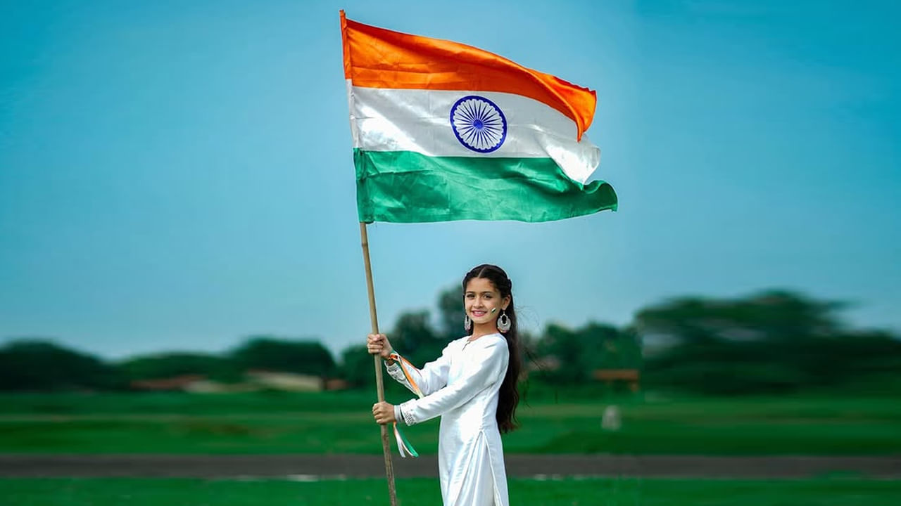 Little Girl Hold Flag