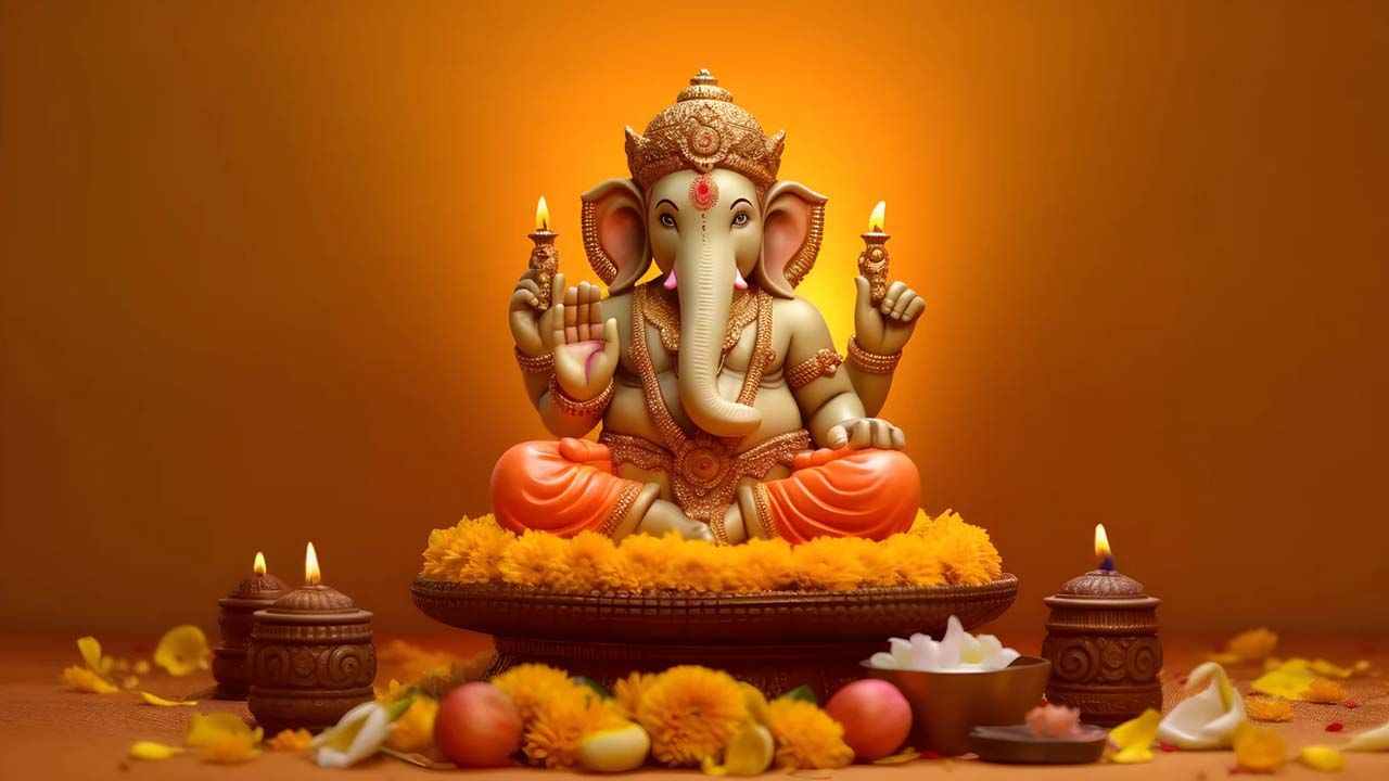 దశాబ్దాలుగా వినాయచవితి పండగకు ఆ ఊరు దూరం.. కారణం ఏంటో తెలుసా? దశాబ్దాలుగా వినాయచవితి పండగకు ఆ ఊరు దూరం.. కారణం ఏంటో తెలుసా?
