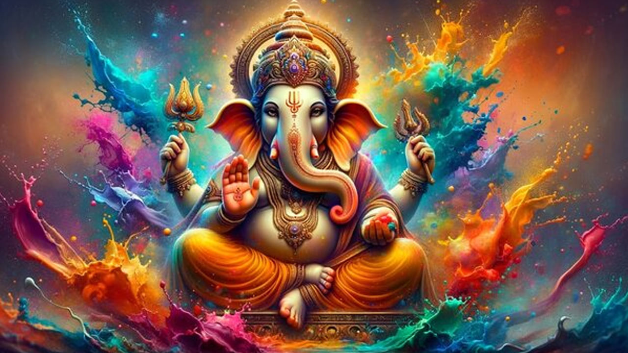 ఎలుక గనపతి వాహనంగా ఎలా మారిందంటే.. గణపతి ప్రధాన వాహనం ఎలుక. ఒకప్పుడు క్రౌంచుడు అనే ముని అహంకారాన్ని చూసి ఇంద్రుడు క్రౌంచుడిని ఎలుకగా మారమని శపించాడని నమ్ముతారు. అతను ఒక పెద్ద ఎలుకగా మారిన తర్వాత చుట్టుపక్కల ప్రాంతంలో నష్టం కలిగిస్తూ భయభ్రాంతులకు గురి చేసేవాడు. అప్పుడు ఋషులు శ్రీ గణేష్ను స్తుతించినప్పుడు.. ఆ ఎలుకని తన పాశంతో బంధించాడు. ఎలుక గణపతికి క్షమాపణ చెప్పిన తర్వాత దాని గర్వాన్ని తొలగించి తన వాహనంగా చేసుకున్నాడు. తన బరువును మోసేలా శక్తిని ప్రసాదించాడని స్కంద పురాణం చెబుతుంది.