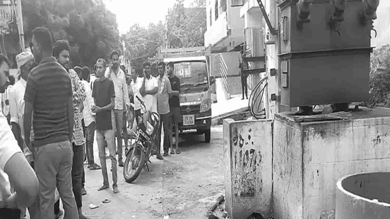 Telangana: ఓ వ్యక్తి ప్రాణం తీసిన మూత్ర విసర్జన.. ఉన్నచోటే కుప్పకూలి మృతి!