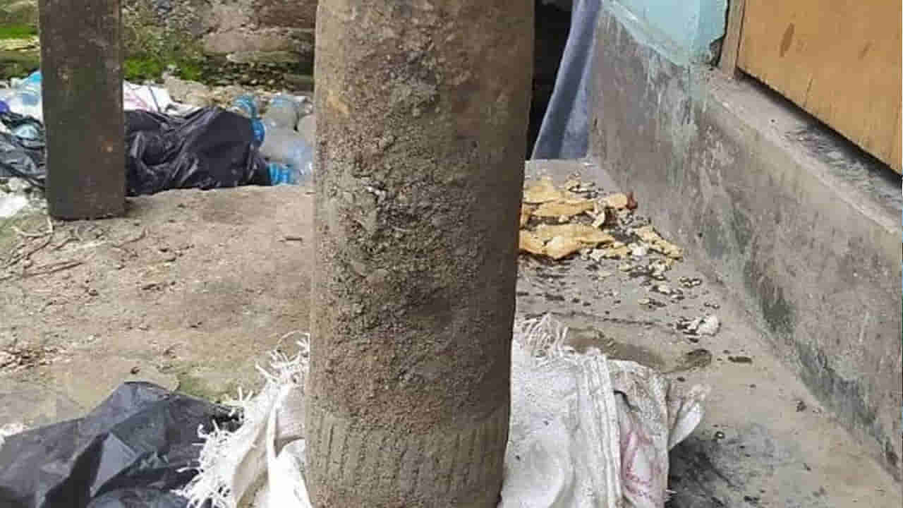 Viral: నది నుంచి మట్టి తవ్వి తెచ్చి ఇంటి పనులు వినియోగిస్తుండగా బయటపడింది చూసి షాక్..