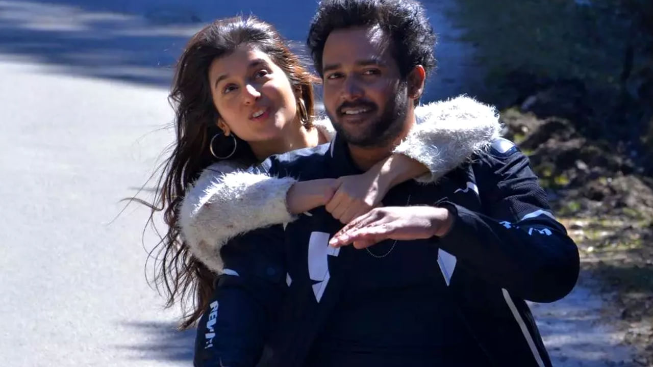 Marokkasari: ఫీల్ గుడ్ లవ్స్టోరీగా మరొక్కసారి.. ఆకట్టుకుంటున్న ఫస్ట్ లుక్ పోస్టర్