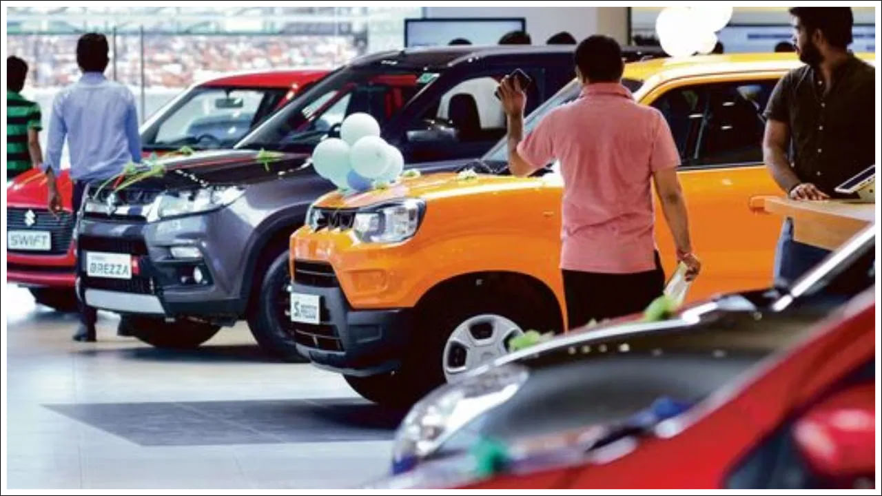 Maruti Car: అత్యంత చౌకైన ఈ కారు ధర రూ. 4.23 లక్షలు.. 6 ఎయిర్‌ బ్యాగులు! – Telugu News | Auto News: Entry Maruti cars with standard 6 airbags see 7 percent increased bookings